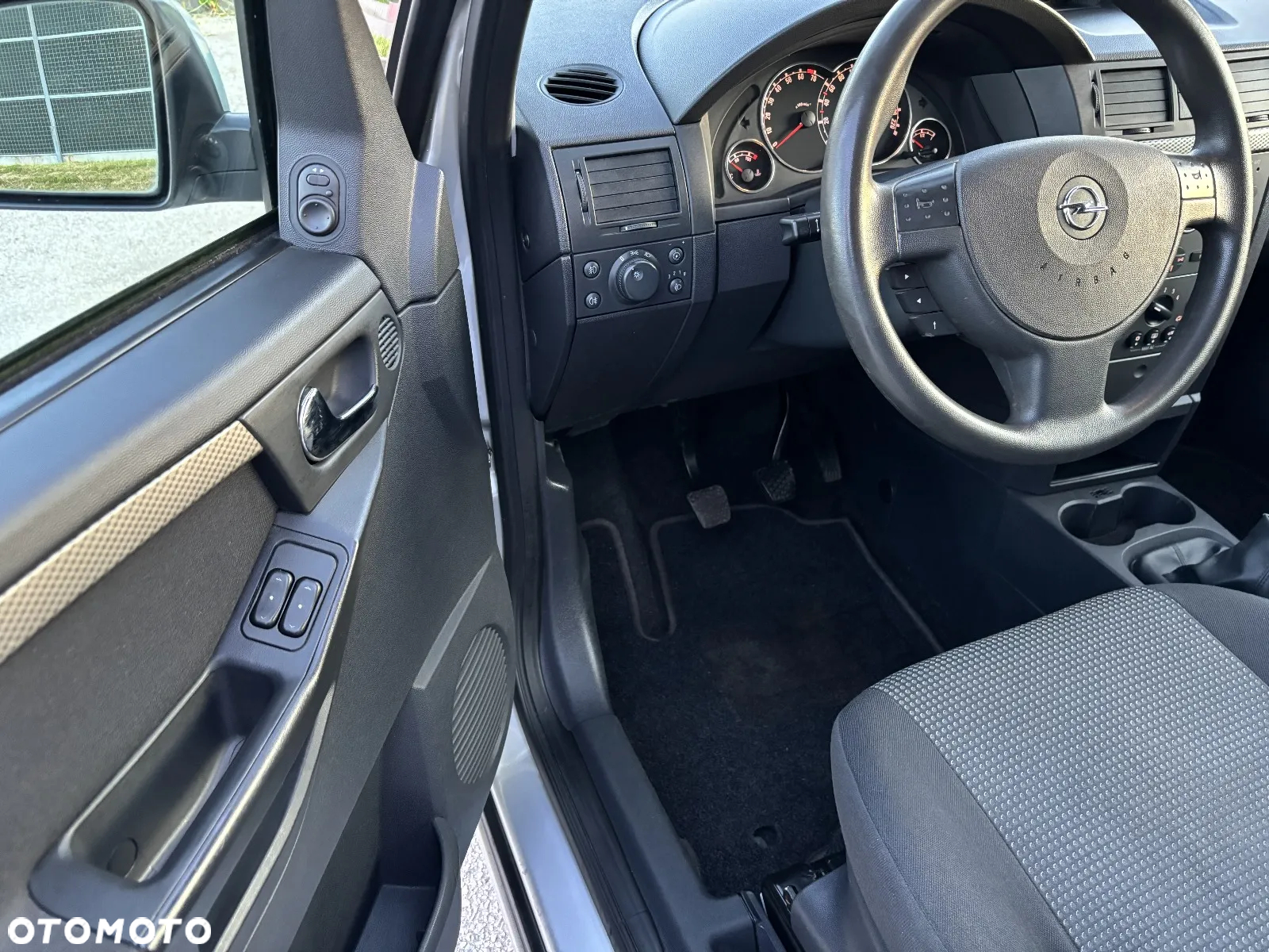 Opel Meriva - 8