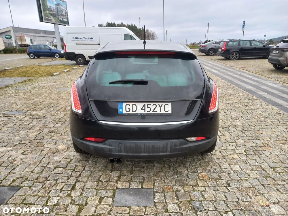 Lancia Delta 1.4 T-Jet 16v Platino - 14