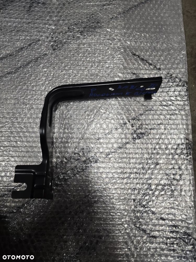 Mocowanie błotnika prawego renault Kangoo IV - 1