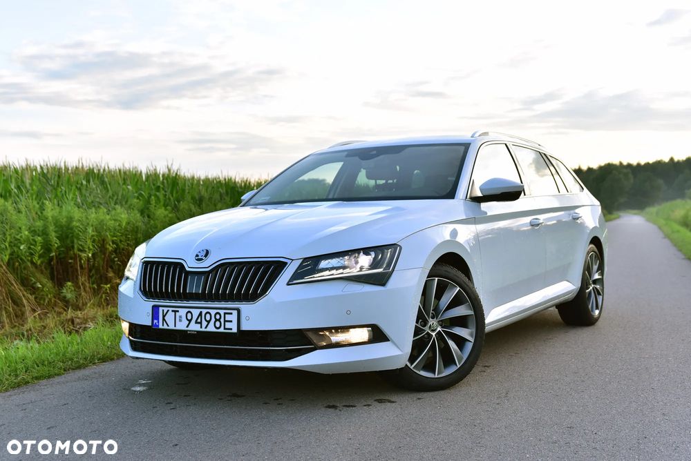 Skoda Superb 2.0 TDI SCR 4x4 L&K DSG - 2