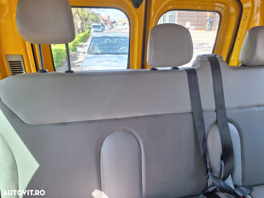 Opel Vivaro - 13