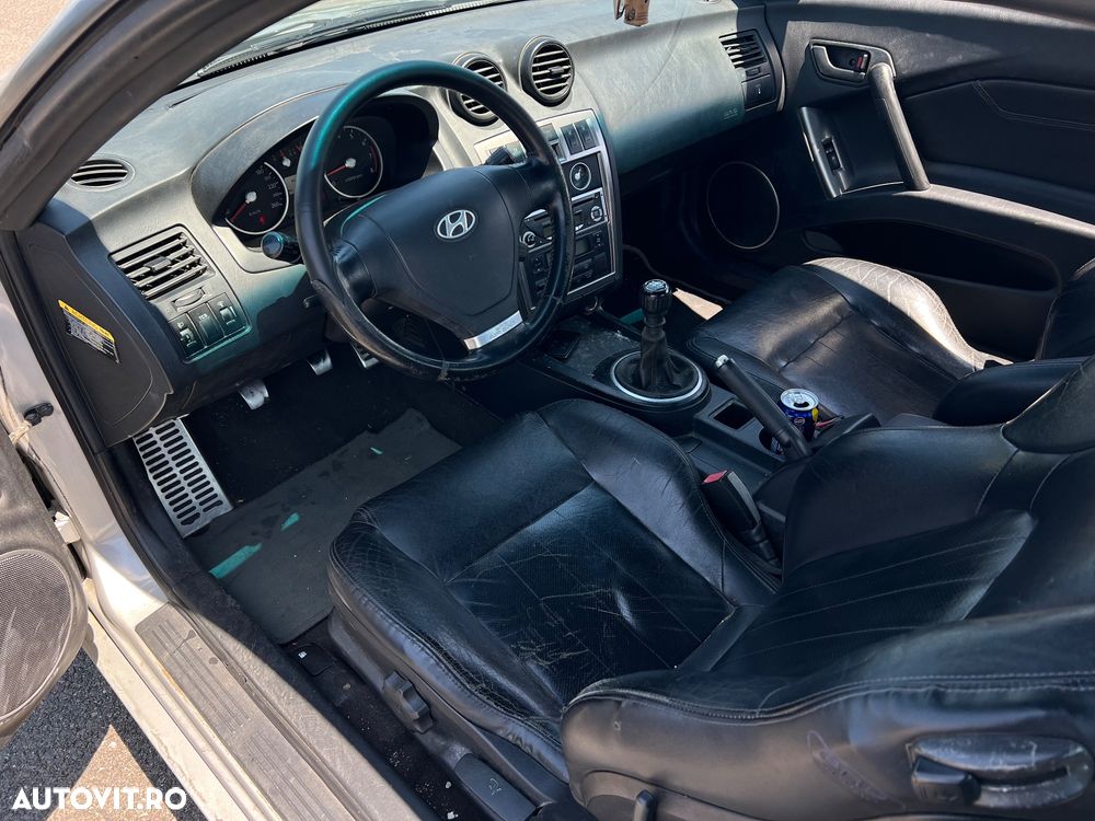 Hyundai Coupe - 7