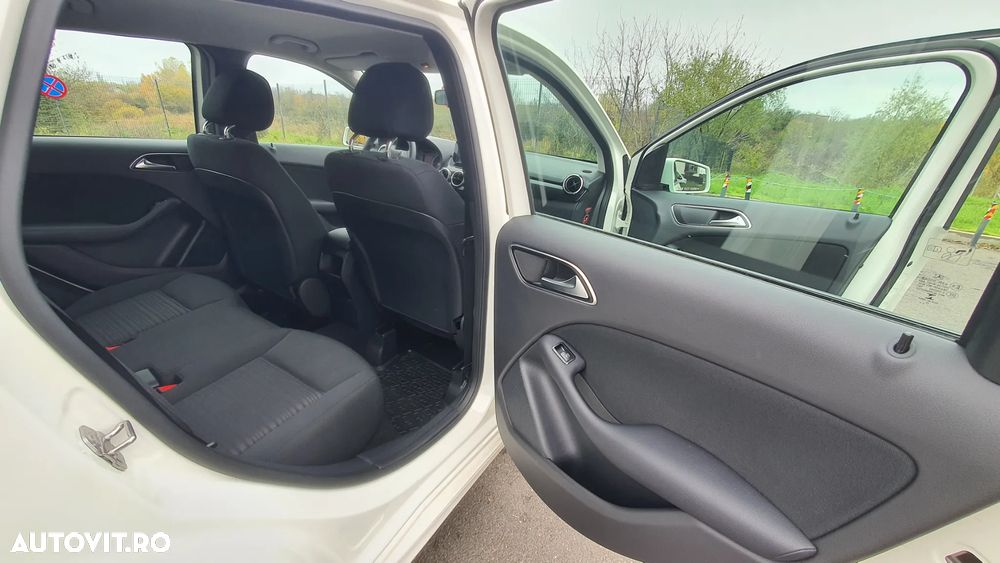 Mercedes-Benz B 160 - 37