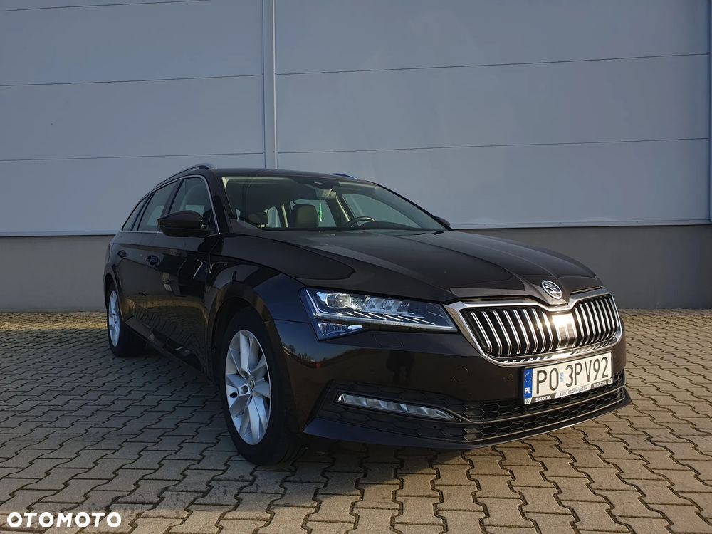 Skoda Superb 2.0 TDI SCR Ambition DSG - 2
