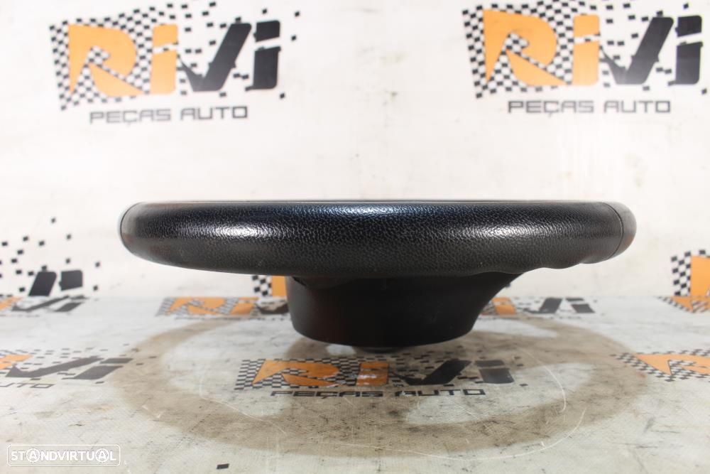 Volante Bmw 1 (E87)  E81 E82 E87 E88 E90 E91 E92 E93 E84 - 6