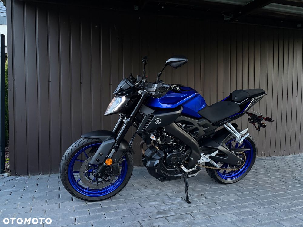 Yamaha MT - 32