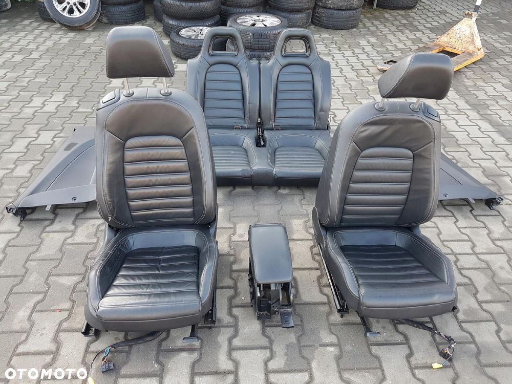 VW SCIROCCO III 08-14r FOTELE SKÓRZANE KANAPA - 1