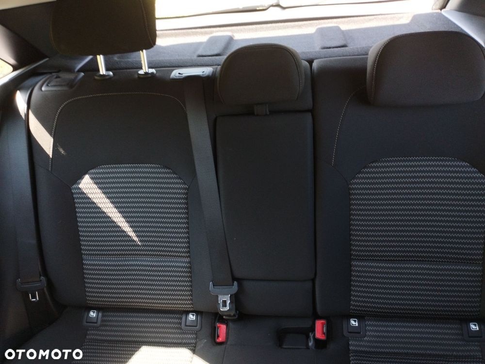 Kia Ceed 1.5 T-GDI M - 16