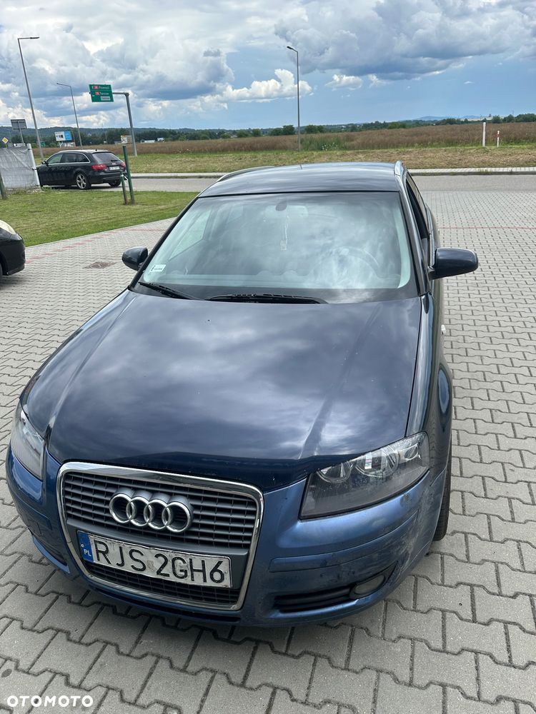 Audi A3 Sportback 2.0 TDI Attraction - 4