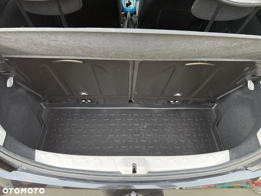 Toyota Aygo - 11