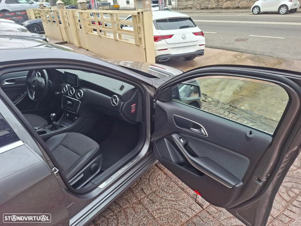 Mercedes-Benz A 180 - 22