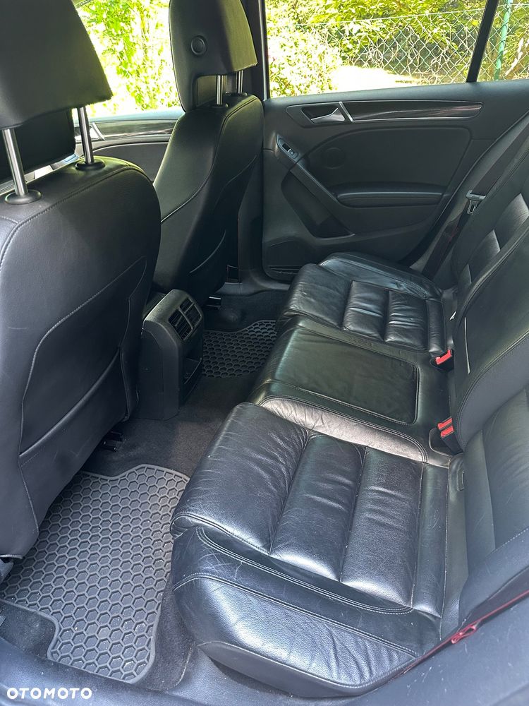 Volkswagen Golf 2.0 TSI GTI - 12