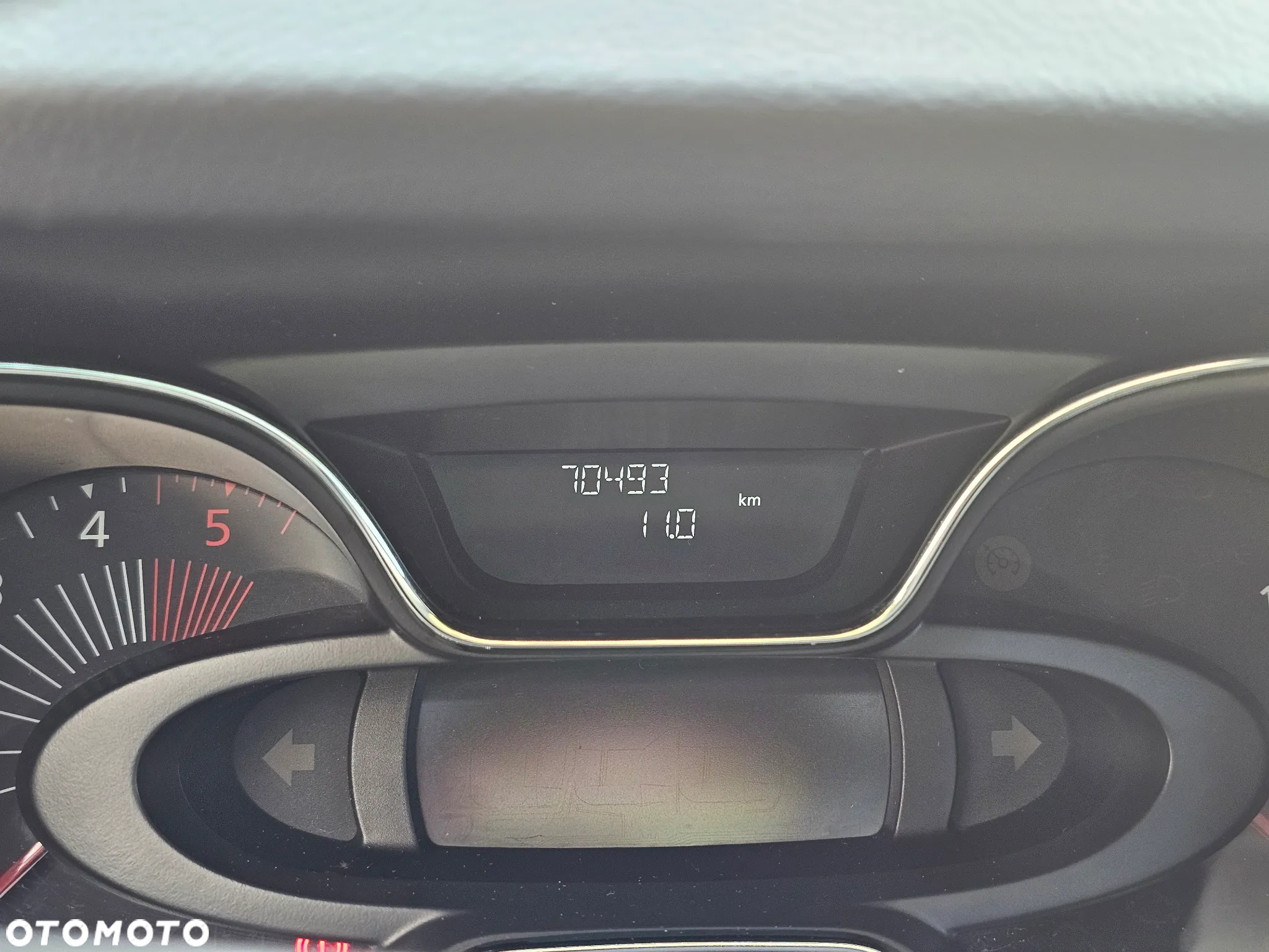 Renault Captur - 8