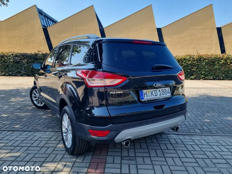 Ford Kuga 2.0 TDCi 2x4 Titanium - 6