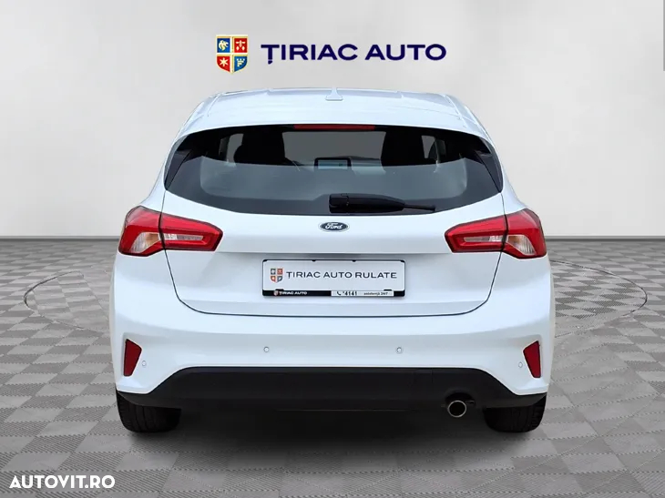 Ford Focus 1.5 TDCi Powershift Titanium - 5