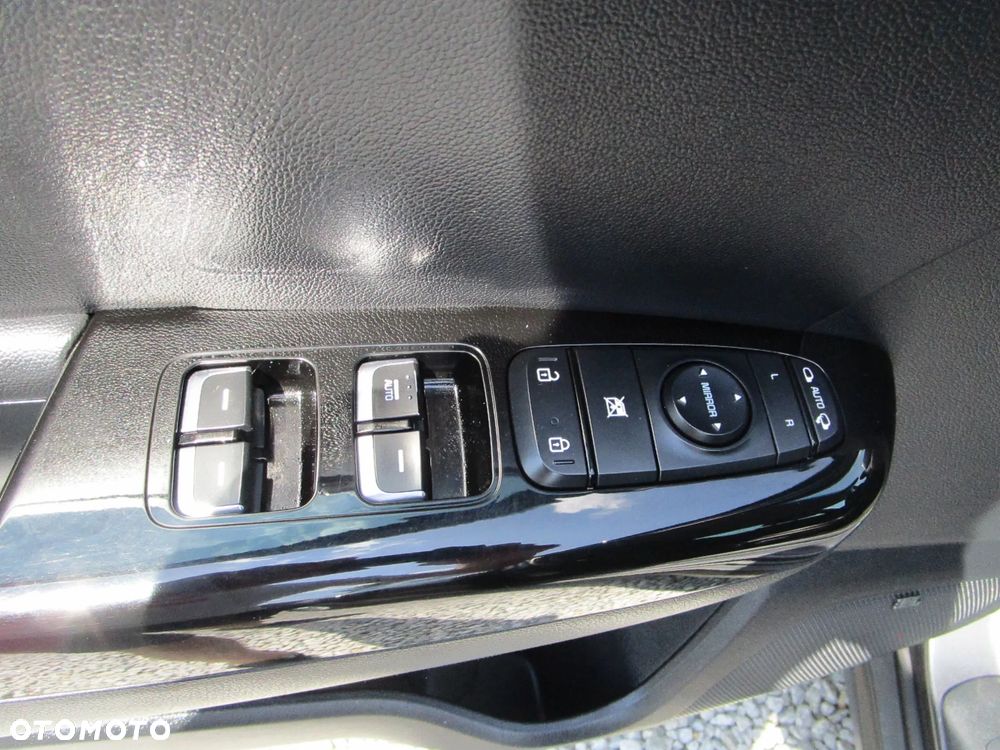 Kia Sportage 1.7 CRDI 2WD ISG Spirit - 22