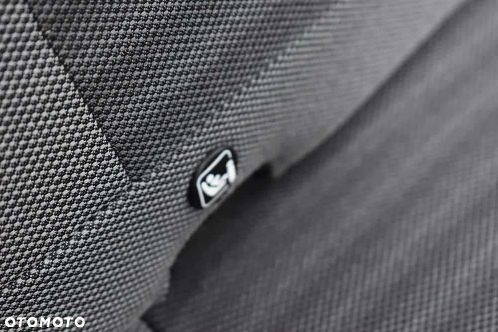 Toyota Aygo x.shift x-play connect - 19