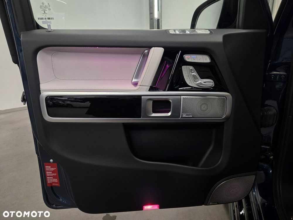 Mercedes-Benz Klasa G AMG 63 - 32