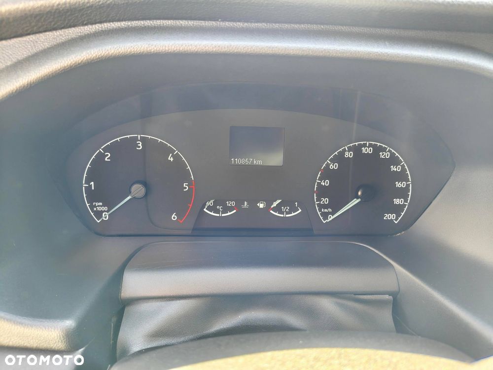 Ford Transit - 12