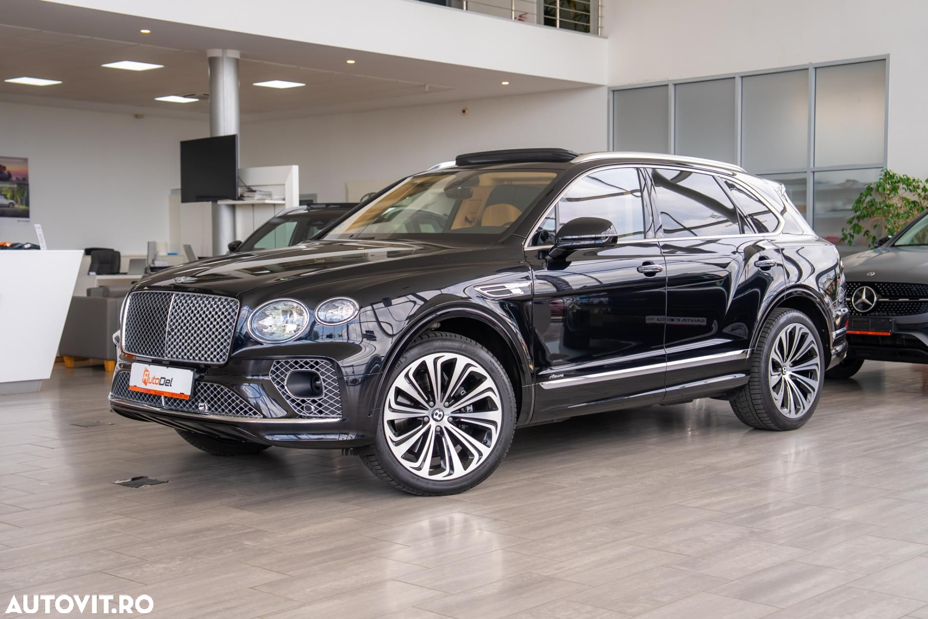 Bentley Bentayga Azure - 2