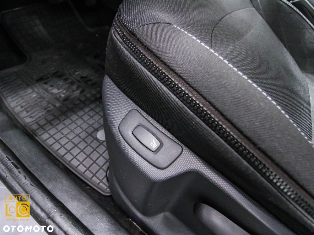 Renault Captur 1.2 TCe Intens EDC - 27