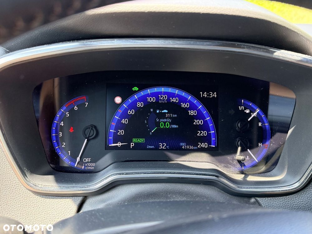 Toyota Corolla 1.8 Hybrid Comfort - 22