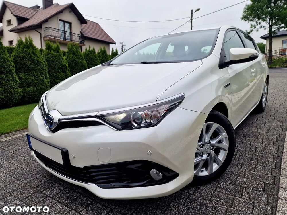 Toyota Auris Hybrid 135 Premium - 6