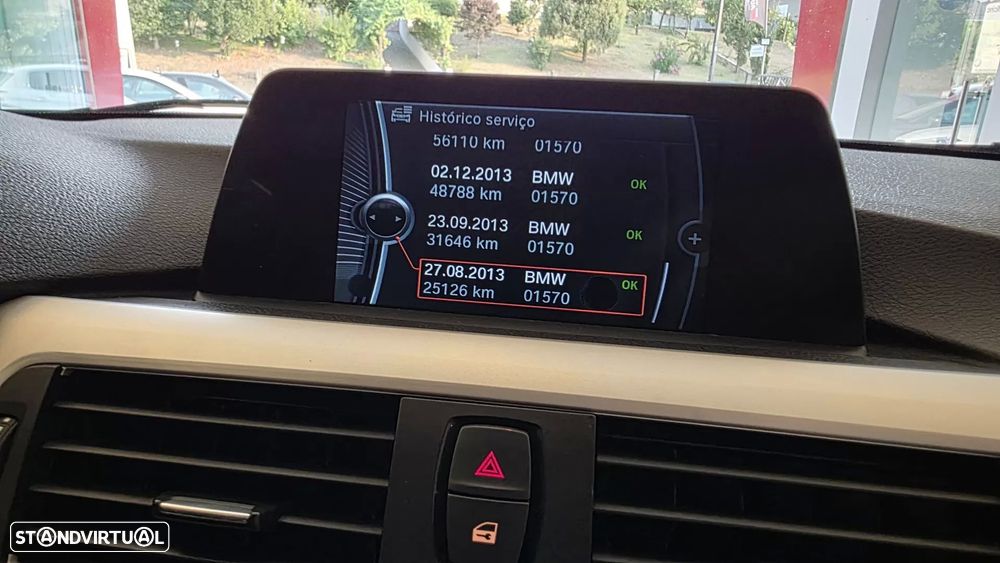 BMW 318 d Touring Aut. Sport Line - 47