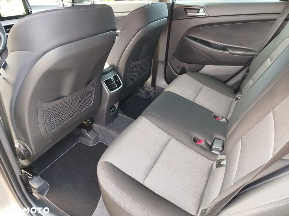 Hyundai Tucson blue 1.6 CRDi 2WD Style - 22