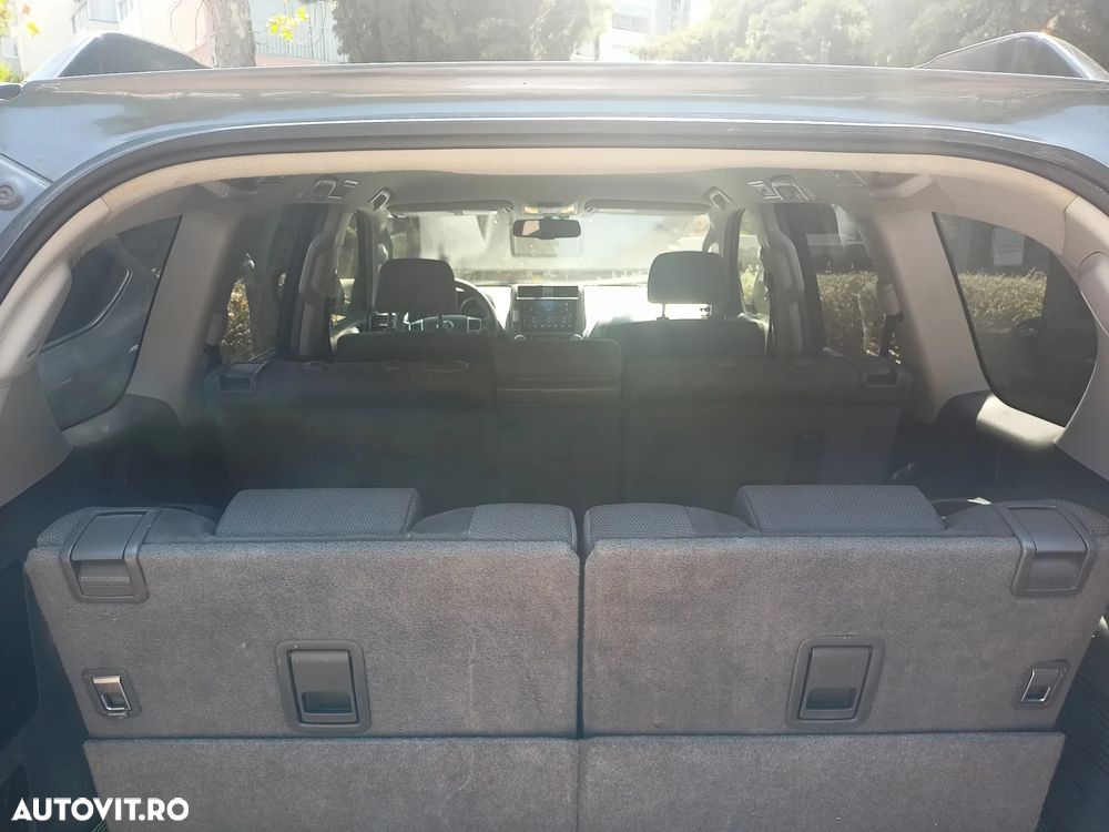 Toyota Land Cruiser 3.0l Turbo D-4D Aut. AVS 7 Locuri Luxury - 18