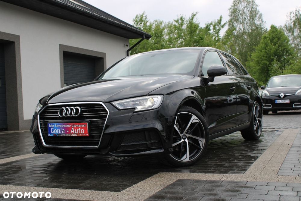 Audi A3 Sportback - 2