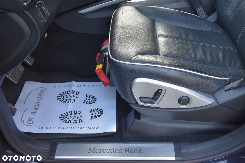 Mercedes-Benz ML 300 CDI 4Matic 7G-TRONIC DPF BlueEFFICIENCY Grand Edition - 22