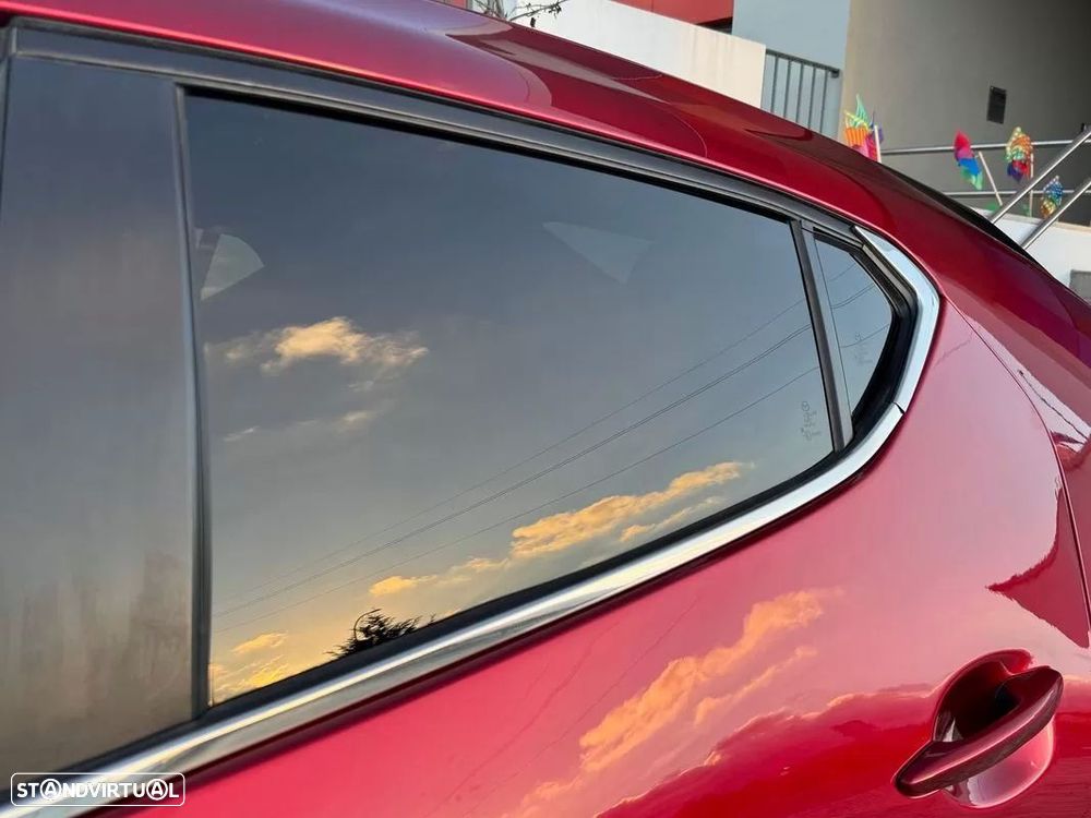 Mazda 3 Hatchback — fotografia 15