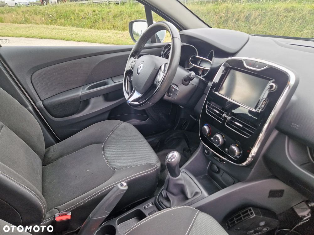 Renault Clio - 14