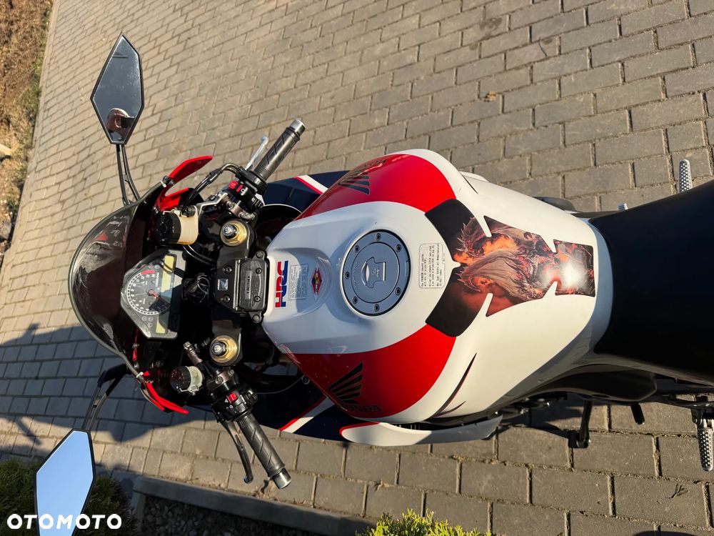 Honda CBR - 22