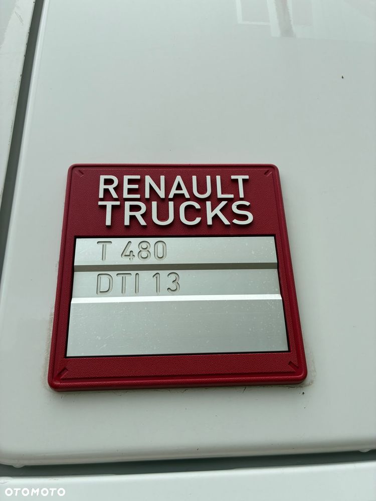 Renault T480 Sleeper Cab - 9