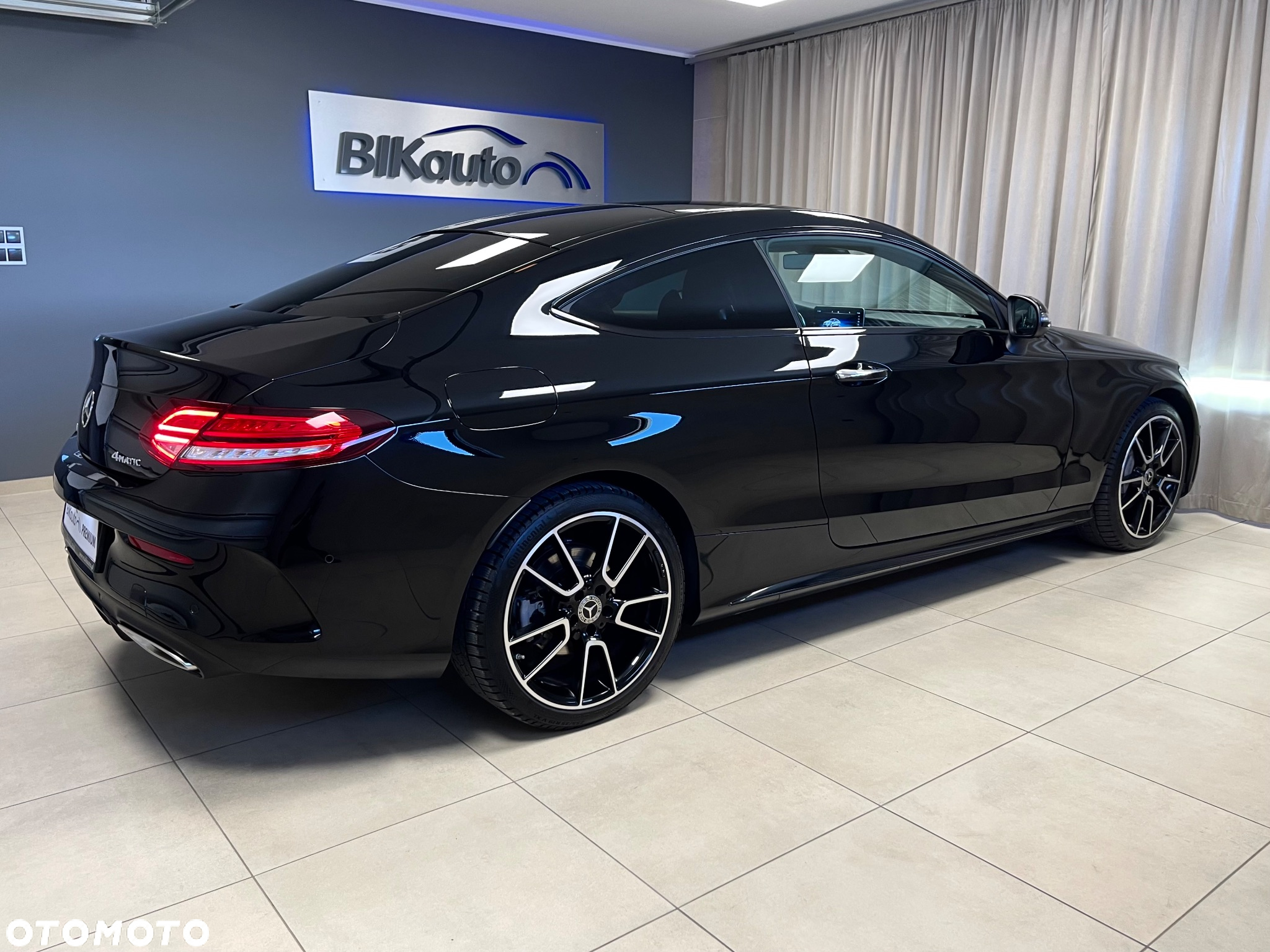Mercedes-Benz Klasa C 200 4MATIC 9G-TRONIC - 17
