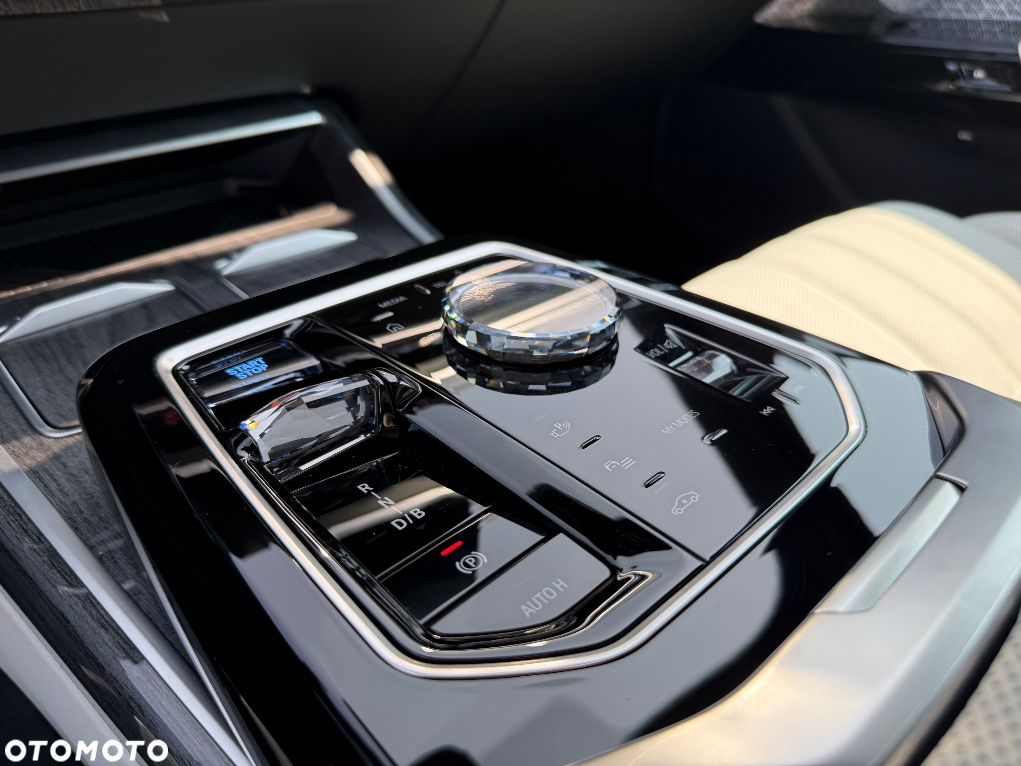BMW i7 xDrive60 - 17