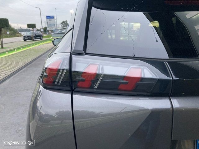 Peugeot 2008 1.2 PureTech GT Line - 11