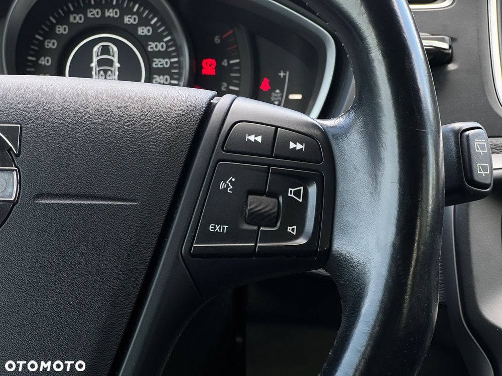Volvo V40 - 19