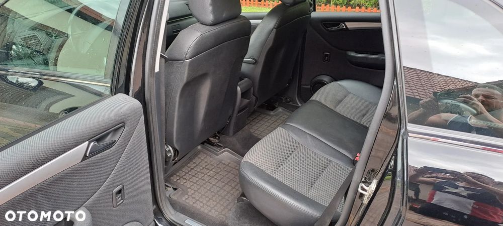 Mercedes-Benz Klasa B 200 CDI - 10