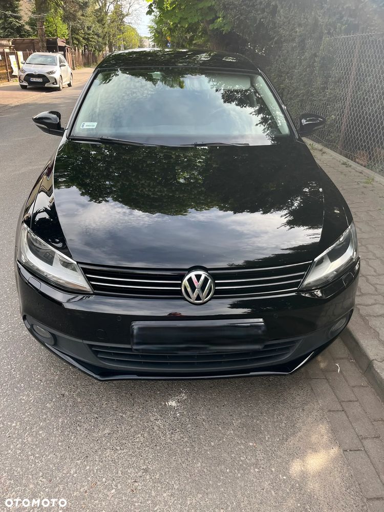 Volkswagen Jetta 1.6 TDI Comfortline - 2