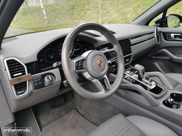 Porsche Cayenne E-Hybrid Platinum Edition - 7