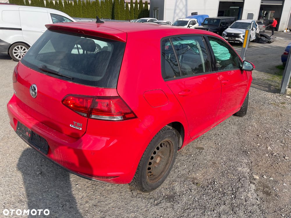 Volkswagen Golf 1.2 TSI BMT Comfortline - 3