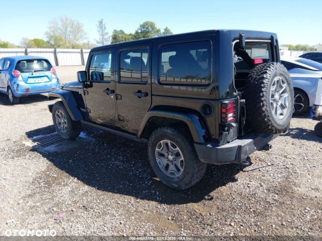 Jeep Wrangler 3.6 Unlim Sahara - 3