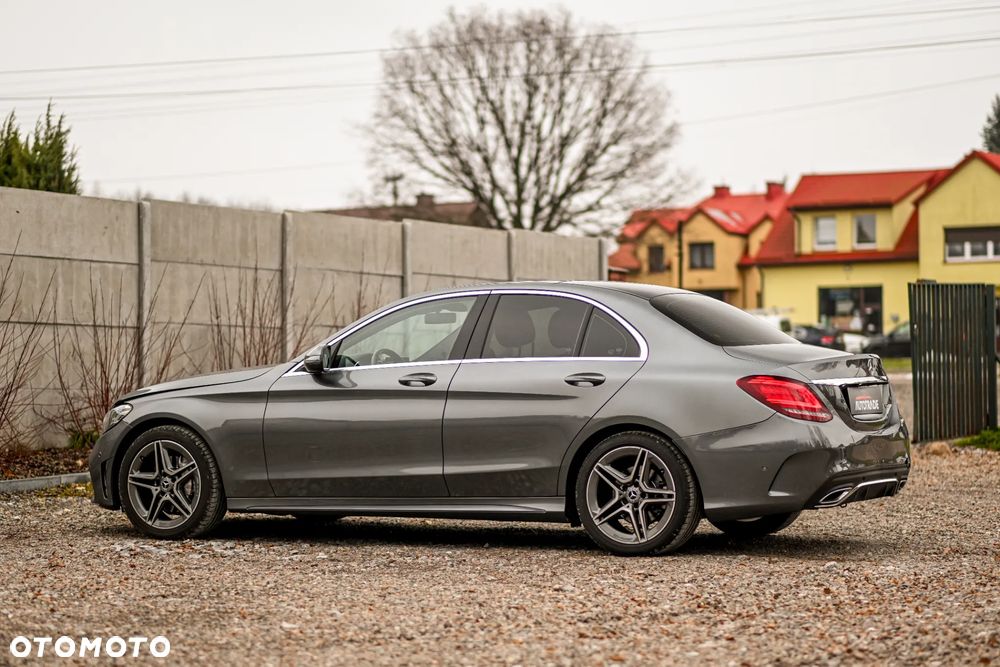 Mercedes-Benz Klasa C 200 d 9G-TRONIC AMG Line - 18