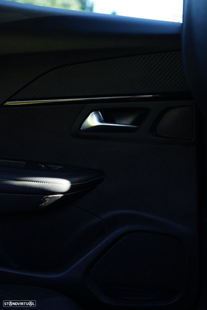 Peugeot 2008 1.2 PureTech GT EAT8 - 34