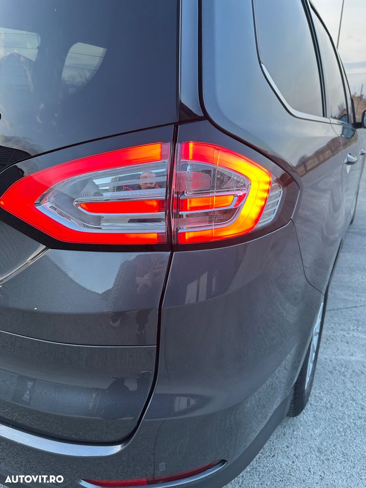 Ford Galaxy 2.0 TDCi Powershift Titanium - 17