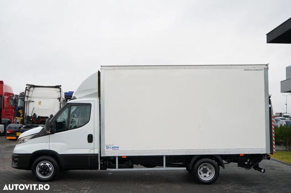 Iveco DAILY 35-160 / 4.3 M CONTAINER / TAIL / TWIN GVWR: 3500 KG / 2022 - 4