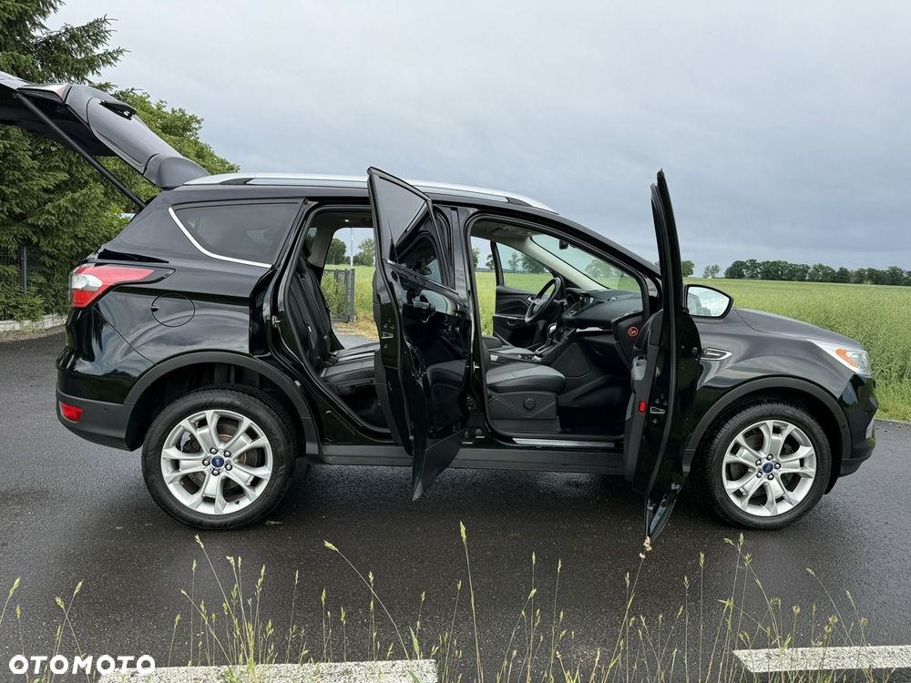 Ford Kuga 2.0 TDCi AWD Titanium - 23
